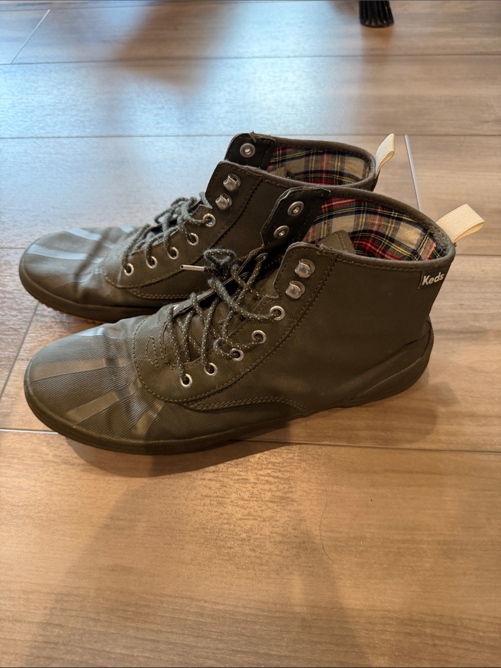 Keds Olive Green High-Top Canvas Sneakers with Plaid Lining. Waterproof. WF70188